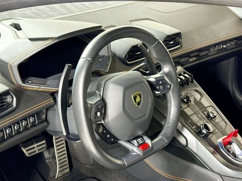 Used 2018 Lamborghini Huracan LP 580-2 RWD image 16