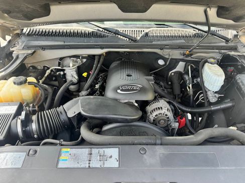 Used 2005 Chevrolet Silverado 2500 LS RWD image 17