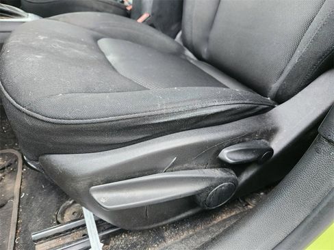 Used 2018 Jeep Renegade Sport w/ Power & Air Group image 11