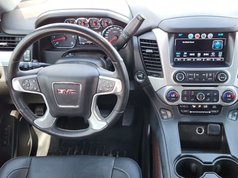 Used 2018 GMC Yukon XL SLT RWD image 26