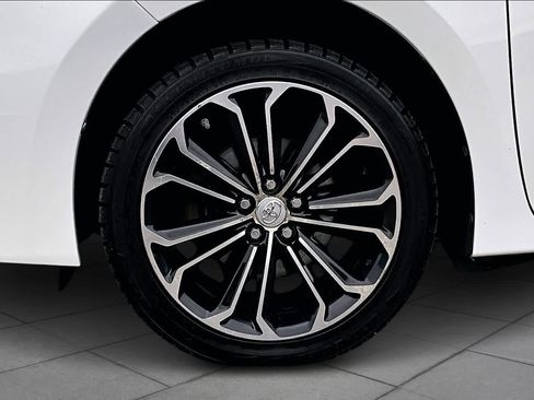 Used 2015 Toyota Corolla S image 10