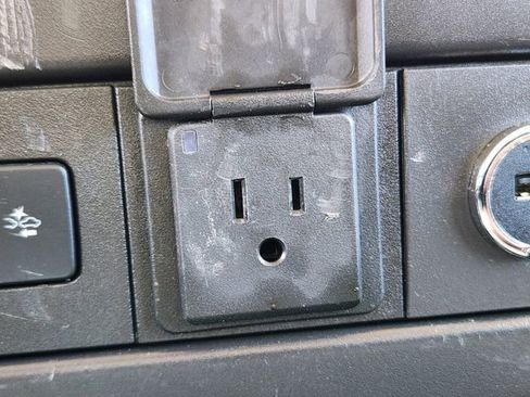 Used 2021 Chevrolet Express 3500 w/ Power Convenience Package RWD image 35