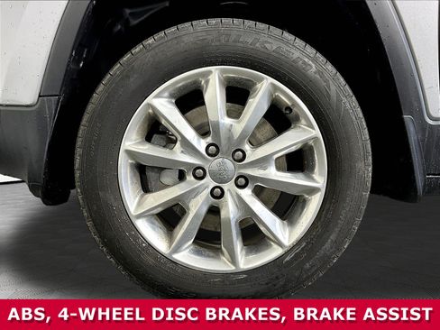 Used 2015 Jeep Cherokee Limited w/ Luxury Group AWD/4WD image 30