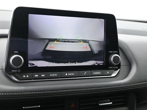 Certified 2026 Nissan Rogue SV FWD image 25