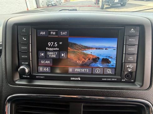 Used 2018 Dodge Grand Caravan SE w/ UConnect Hands-Free Group FWD image 59