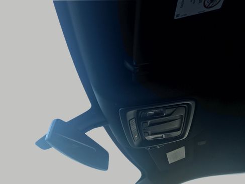 Used 2022 GMC Sierra 2500 AT4 w/ Gooseneck/5TH Wheel Package image 16