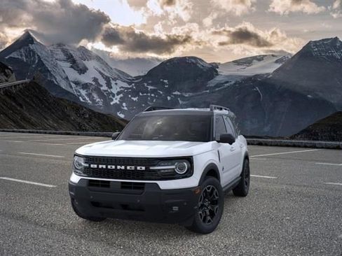 New 2025 Ford Bronco Sport Outer Banks w/ Outer Banks Tech Package+ image 2