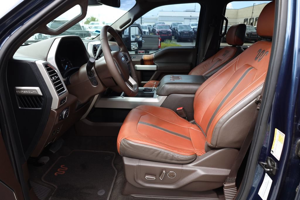 Used 2018 Ford F350 King Ranch w/ King Ranch Ultimate Package AWD/4WD image 11