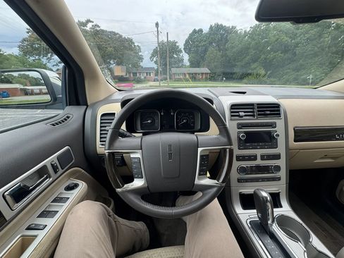 Used 2008 Lincoln MKX 2WD image 13