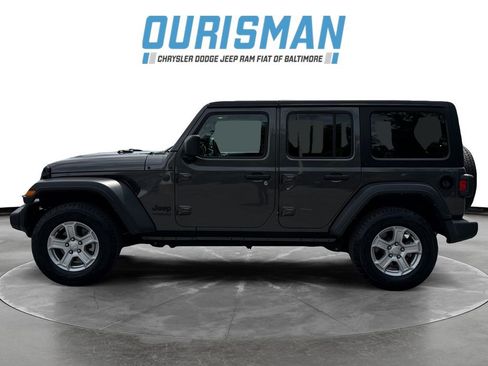 Used 2022 Jeep Wrangler Unlimited Sport AWD/4WD image 3