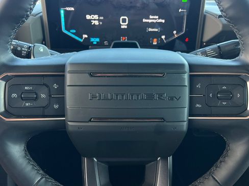 Used 2025 GMC Hummer EV 2X AWD/4WD image 35