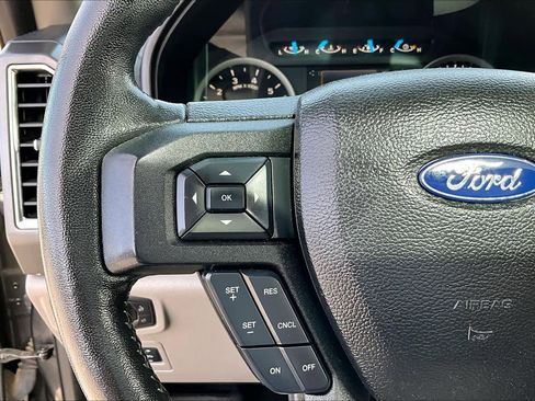 Used 2017 Ford F150 XLT w/ Equipment Group 302A Luxury image 24