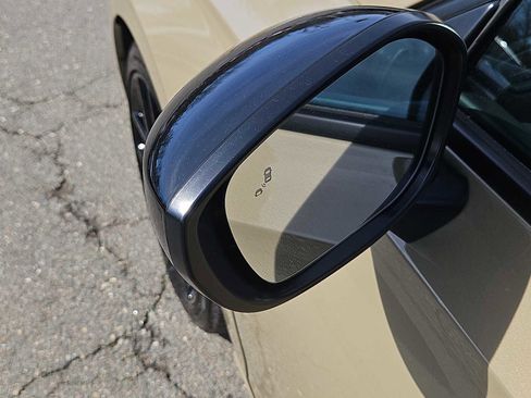 Used 2025 Honda Civic Sport image 12