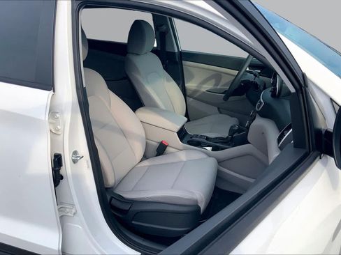 Used 2021 Hyundai Tucson Value FWD image 9