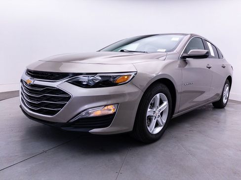 Used 2024 Chevrolet Malibu LS FWD image 10