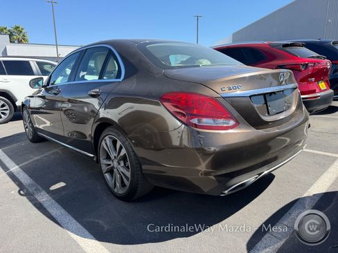 Used 2016 Mercedes-Benz C 300 Sedan image 4