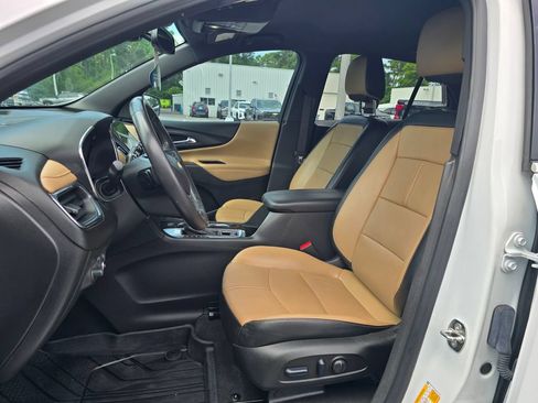 Certified 2022 Chevrolet Equinox Premier FWD image 9