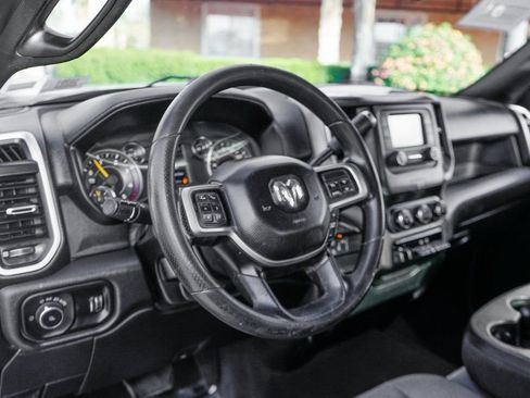 Used 2021 RAM 3500 Big Horn image 18