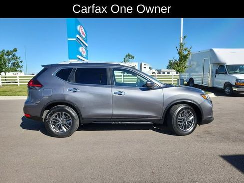 Used 2019 Nissan Rogue SV FWD image 10