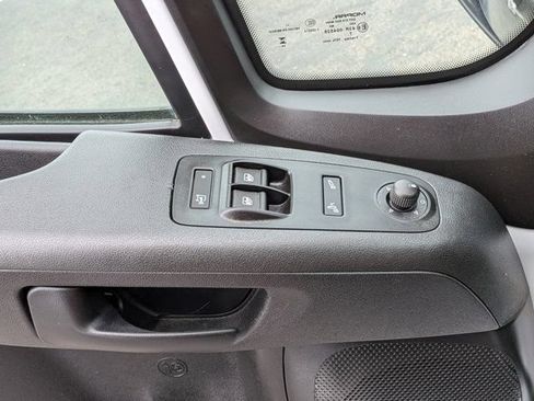 Used 2025 RAM ProMaster 2500 w/ Convenience Group FWD image 18