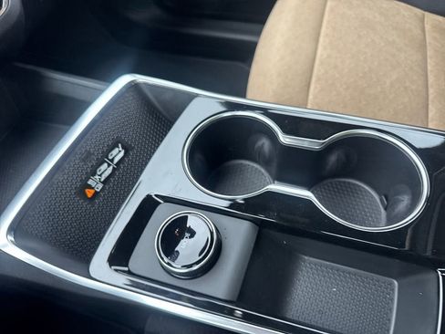 New 2026 Chevrolet Equinox ACTIV AWD/4WD image 17