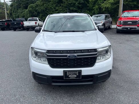 Used 2023 Ford Maverick XLT FWD image 4