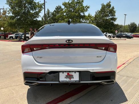 Used 2021 Kia K5 EX FWD image 7