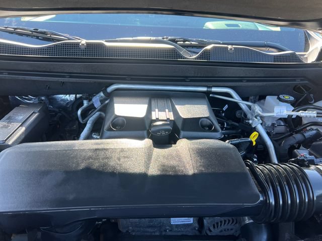 Certified 2024 Chevrolet Colorado Z71 w/ Z71 Convenience Package 2 AWD/4WD image 32