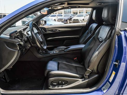 Used 2019 Cadillac ATS V w/ Luxury Package RWD image 4