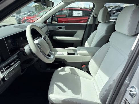 New 2026 Hyundai Santa Fe SE image 10