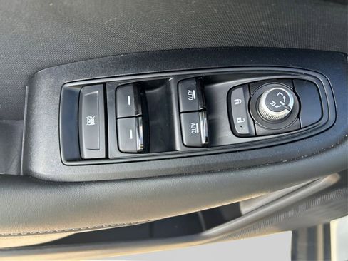 Certified 2025 Subaru Outback Premium image 33