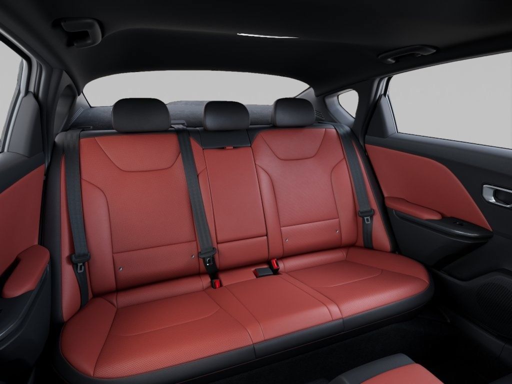 New 2026 Kia K4 GT-Line w/ GT-Line Premium Package FWD image 16