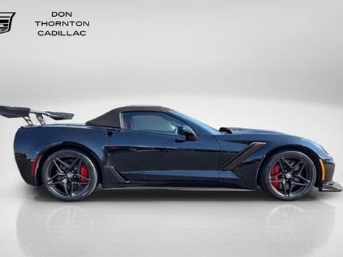 Used 2019 Chevrolet Corvette ZR1 RWD image 6