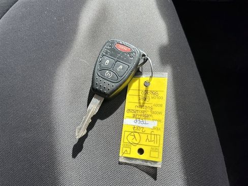 Used 2017 Jeep Wrangler Unlimited Rubicon w/ Dual Top Group image 31