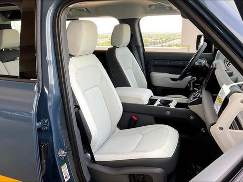 New 2025 Land Rover Defender 110 S AWD/4WD image 12