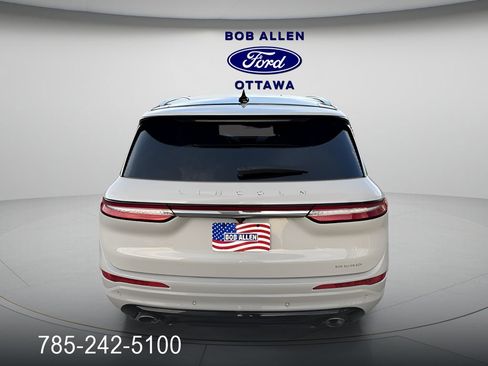 Used 2022 Lincoln Corsair Grand Touring image 7