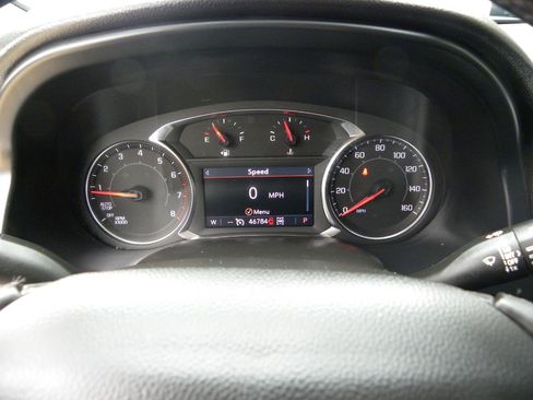 Used 2023 GMC Acadia SLT AWD/4WD image 11