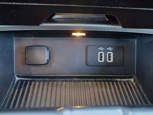 Used 2016 Ford F150 XLT w/ Equipment Group 301A Mid image 26