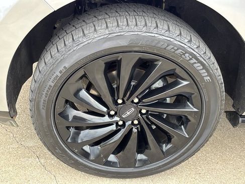 Used 2021 Lincoln Navigator Black Label w/ Special Edition Package image 13