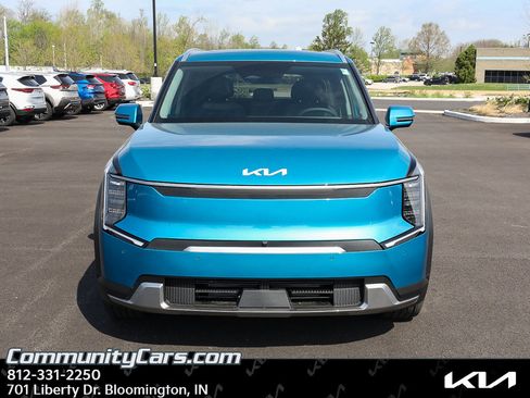 New 2026 Kia EV9 Wind AWD/4WD image 9