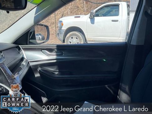 Used 2022 Jeep Grand Cherokee L Laredo w/ Luxury Tech Group I image 23