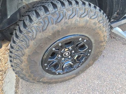 Used 2022 Ford Bronco Wildtrak image 13