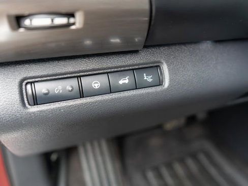 Used 2023 Nissan Pathfinder Platinum AWD/4WD image 28
