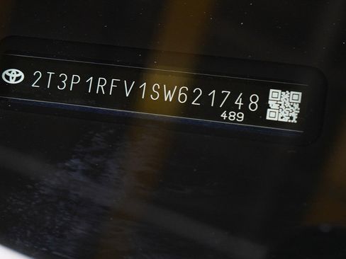 Used 2025 Toyota RAV4 XLE w/ Convenience Package AWD/4WD image 32