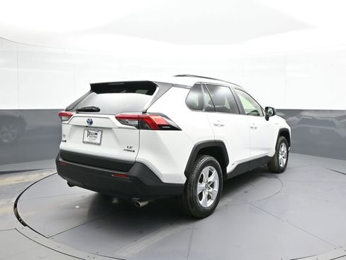 Certified 2020 Toyota RAV4 LE w/ All Weather Liner Package image 6