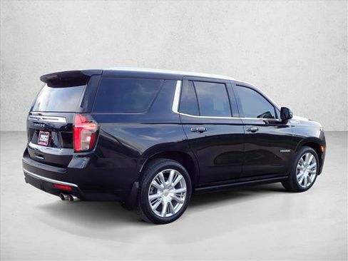 Used 2023 Chevrolet Tahoe High Country AWD/4WD image 4