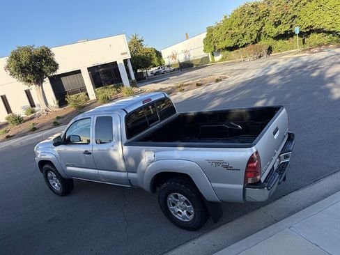 Used 2007 Toyota Tacoma PreRunner image 10