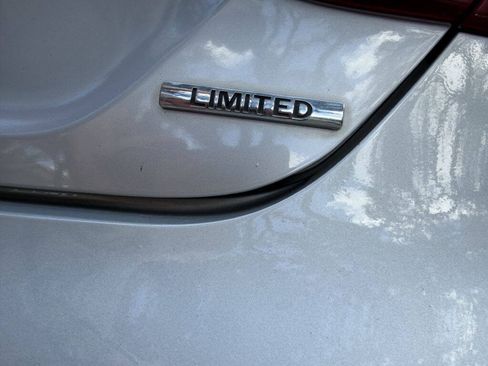 Used 2011 Hyundai Sonata Limited FWD image 10