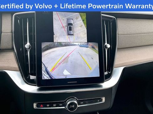 Used 2025 Volvo XC90 B5 Plus image 30