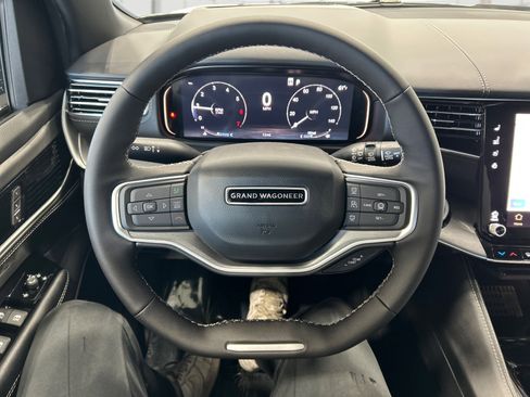 New 2026 Jeep Grand Wagoneer Limited AWD/4WD image 17